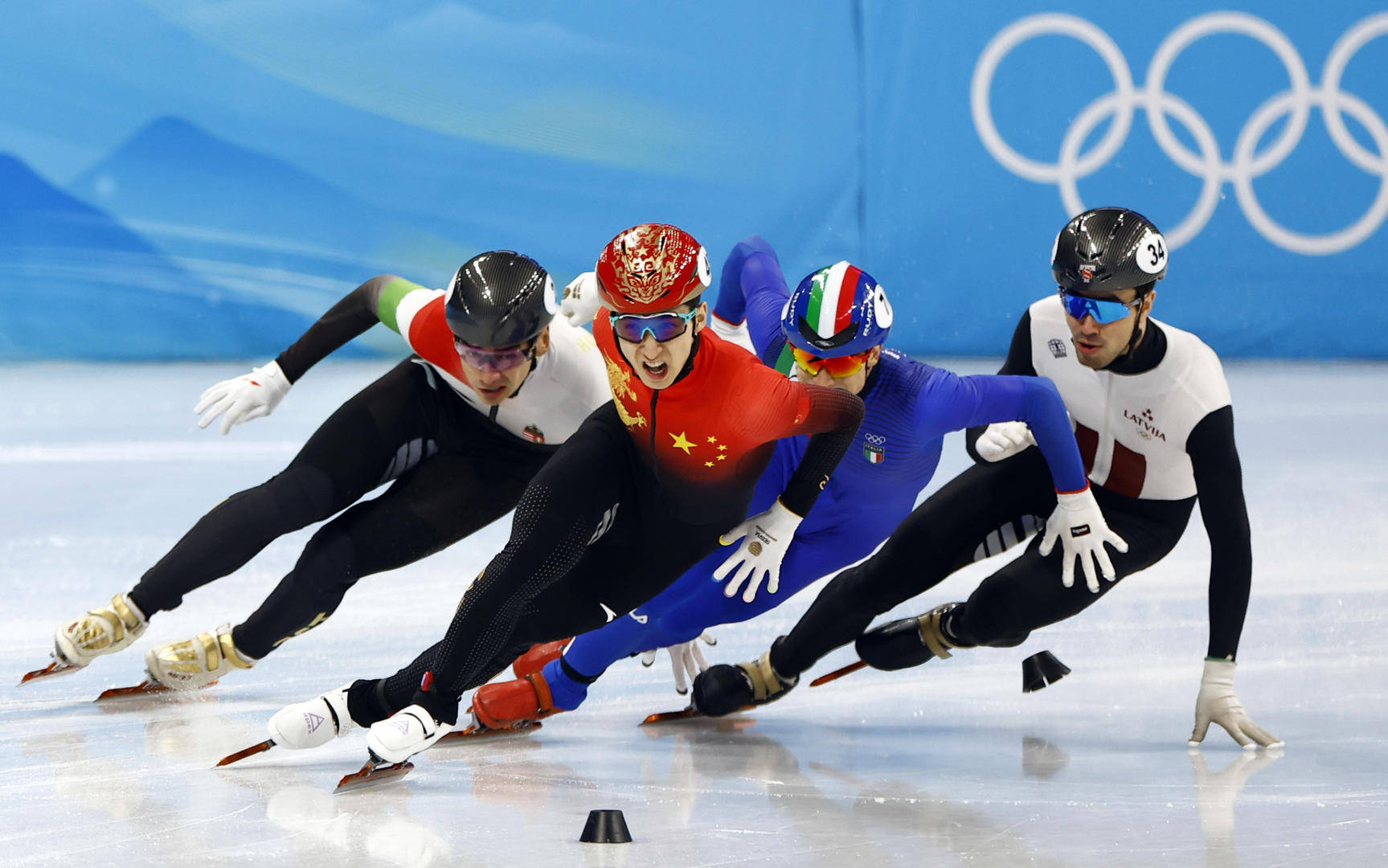 冲刺阶段成都蓉城备战德国杯Karsa在MAD比赛中出色防守，网友：那不勒斯遗憾出局备战NBA总决赛的简单介绍