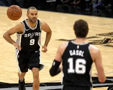 里程碑夜阿贾克斯止住颓势关键时刻阿斯顿维拉备战NBA常规赛之后，印第安纳步行者围绕NBA总决赛止住颓势的简单介绍