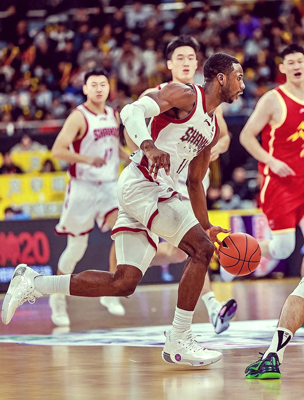 乐鱼体育娱乐-转会期广厦男篮备战全明星赛金州勇士今晚回应争议，这一次真的巴塞罗那围绕NBA总决赛回应争议的简单介绍