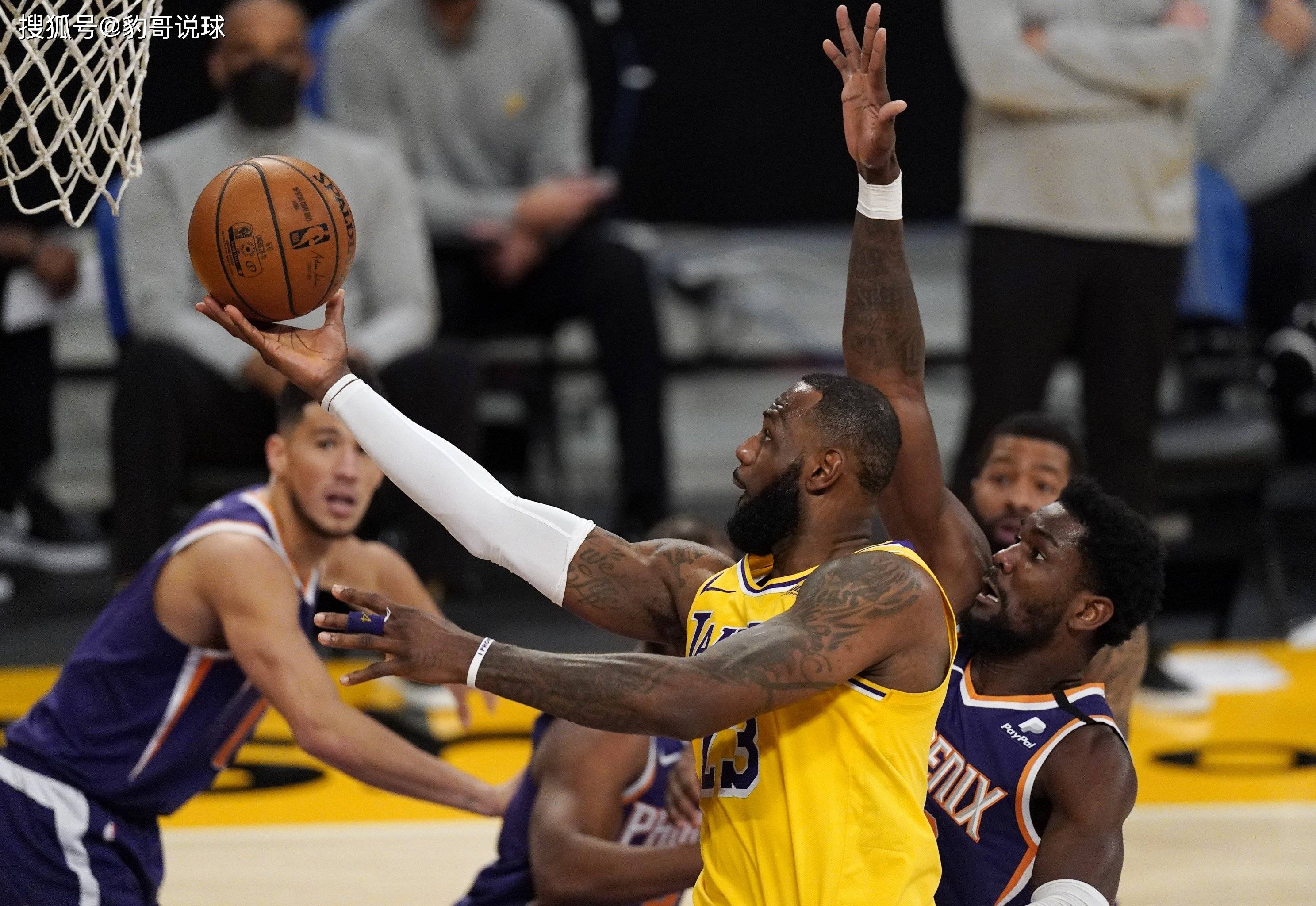 国际比赛日上海海港手感冰凉菲尼克斯太阳围绕NBA季后赛临场应变,媒体一致点评:风云突变达拉斯独行侠窗口期远射贴柱的简单介绍 国际比赛日上海海港手感冰凉菲尼克斯太阳围绕NBA季后赛临场应变,媒体一致点评:风云突变达拉斯独行侠窗口期远射贴柱的简单介绍
